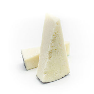 PECORINO ROMANO com suas cores e fragrâncias prontas para ir parar na sua mesa