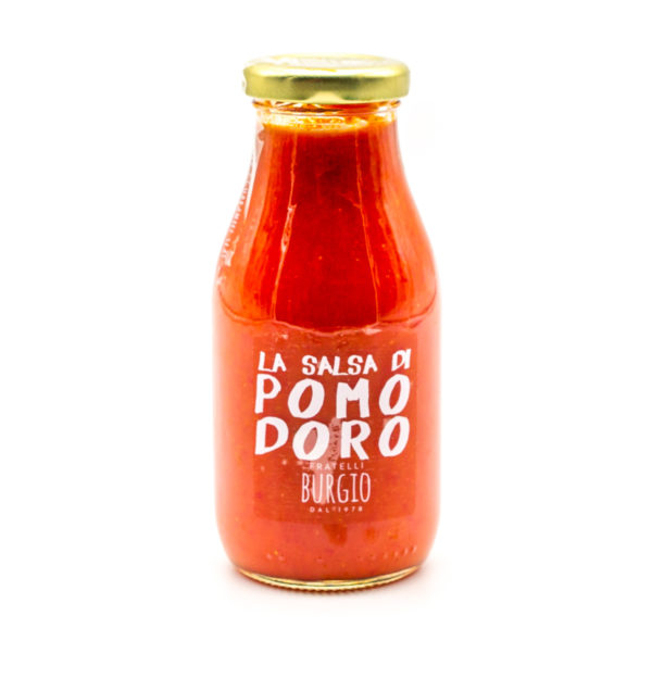 MOLHO DE POMODORO COM MANJERICAO com suas cores e fragrâncias prontas para ir parar na sua mesa